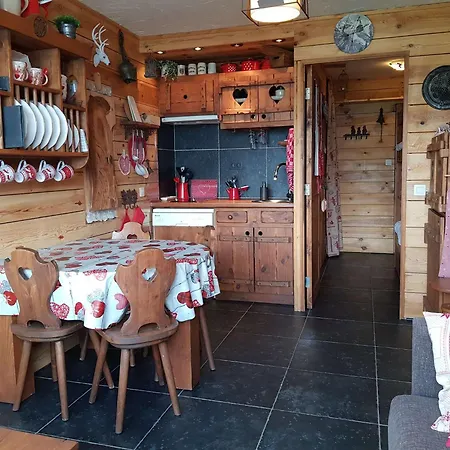 Montagnard Pour 3 Pers A Arc 1600, Proche Pistes Et Commerces - Fr-1-411-468 *
